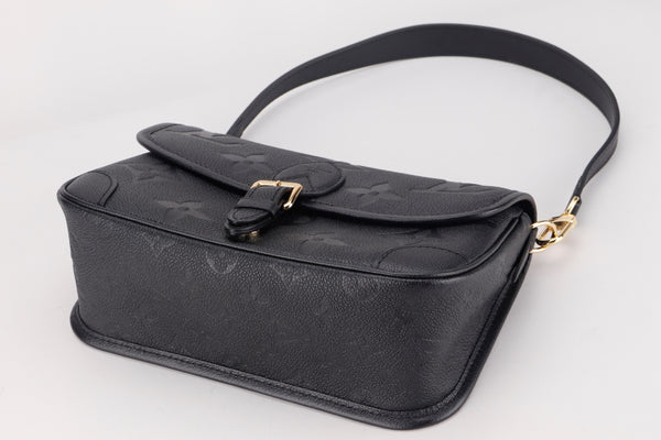 Louis Vuitton Black Epi Leather Saint Cloud MM Bag Louis Vuitton