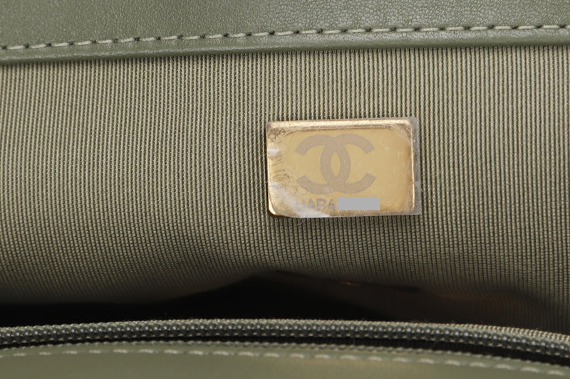 CHANEL 19 (UAP4xxxx) KHAKI GREEN LAMBSKIN MIXED HARDWARE, WITH DUST COVER