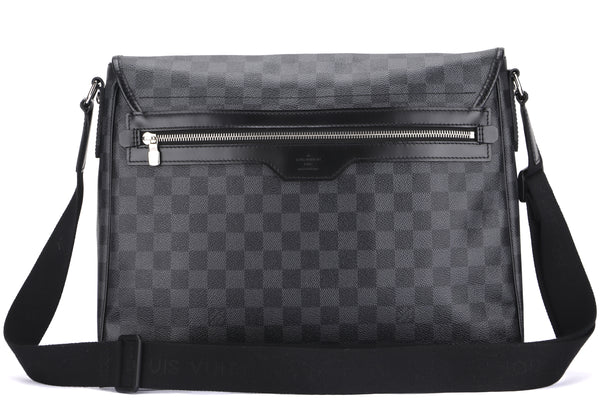 Louis Vuitton Damier Graphite Laptop Renzo Messenger Bag Louis