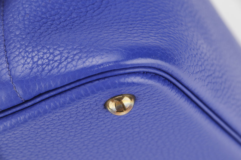 HERMES BOLIDE 31 [STAMP Q SQUARE (2013)] ELECTRIC BLEU CLEMENCE LEATHER GOLD HARDWARE, WITH STRAP, KEYS, LOCK, DUST COVER & BOX