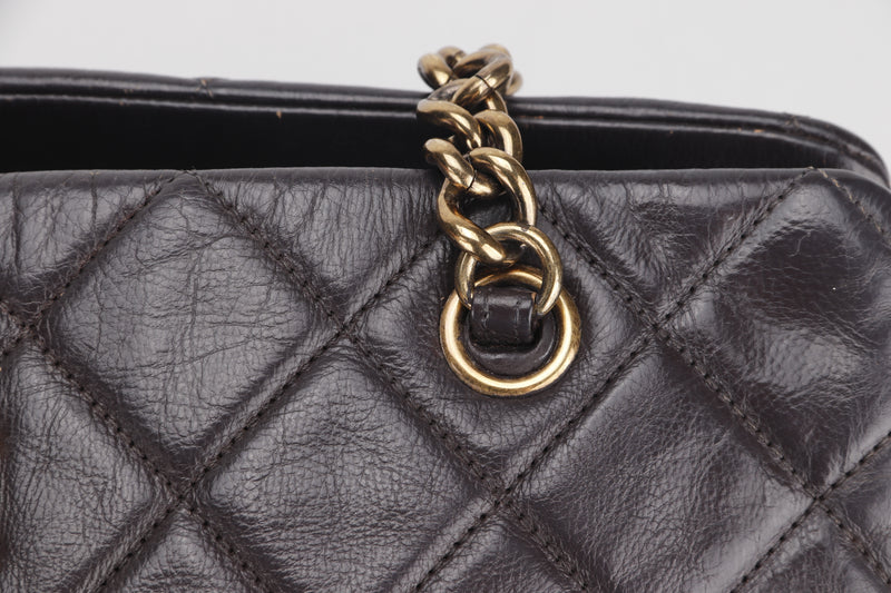 CHANEL QUILTED MATELASSE LAMBSKIN CC LOGO SHOULDER BAG (1739xxxx) GOLD HARDWARE, NO CARD & DUST COVER