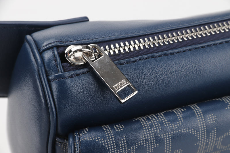 CHRISTIAN DIOR WORLD TOUR SADDLE BELT BAG (21BO.0241) DIOR HOMME OBLIQUE MONOGRAM & SGN NAVY BLUE GALAXY CALF LEATHER BRUSH SILVER HARDWARE, WITH DUST COVER