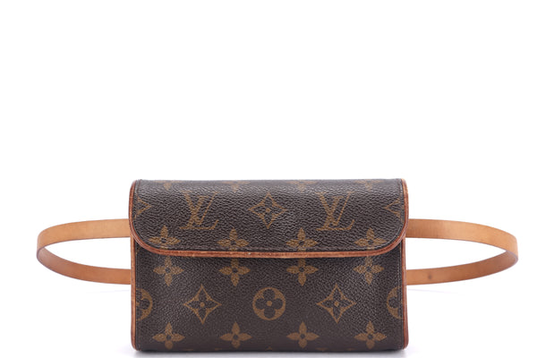 Grande pochette 2024 louis vuitton