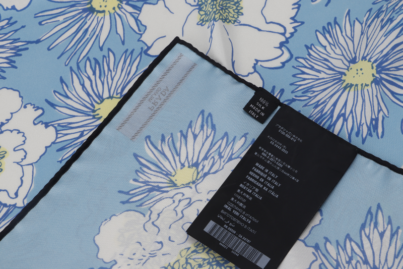 PRADA FLORAL BLUE WHITE SILK SCARF 90CM NO BOX