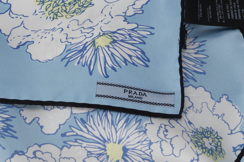 PRADA FLORAL BLUE WHITE SILK SCARF 90CM NO BOX