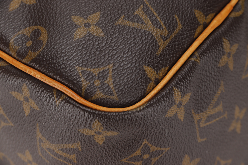 LOUIS VUITTON SPEEDY 30 (M41526) MONOGRAM CANVAS GOLD HARDWARE WITH LOCK AND KEYS, NO DUST COVER