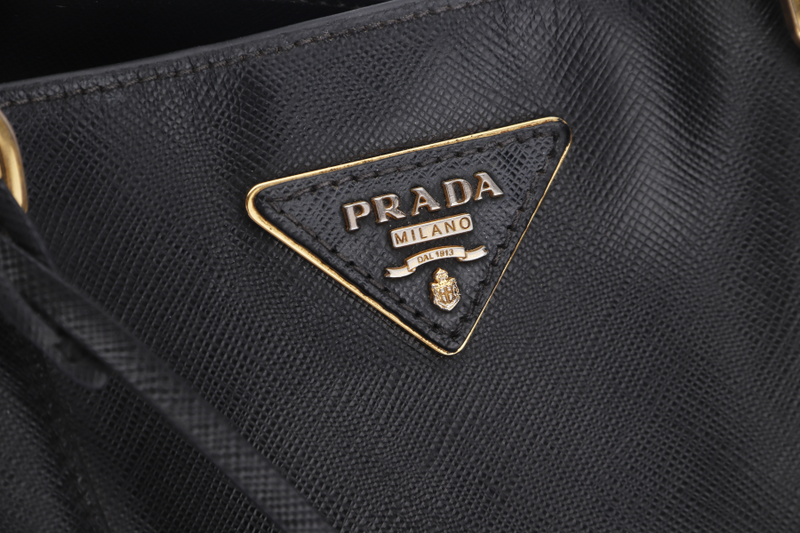 PRADA TOTE BAG NERO SAFFIANO LUX (BN1844) GOLD HARDWARE WITH CARD