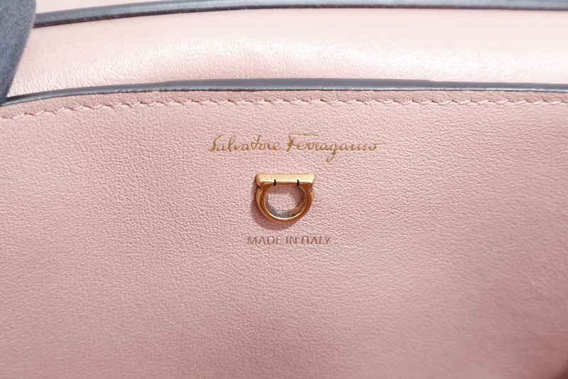 SALVATORE FERRAGAMO TRIFOLIO FLAP BAG SMALL ANTIQUE ROSE CALFSKIN GOLD HARDWARE WITH DUST COVER