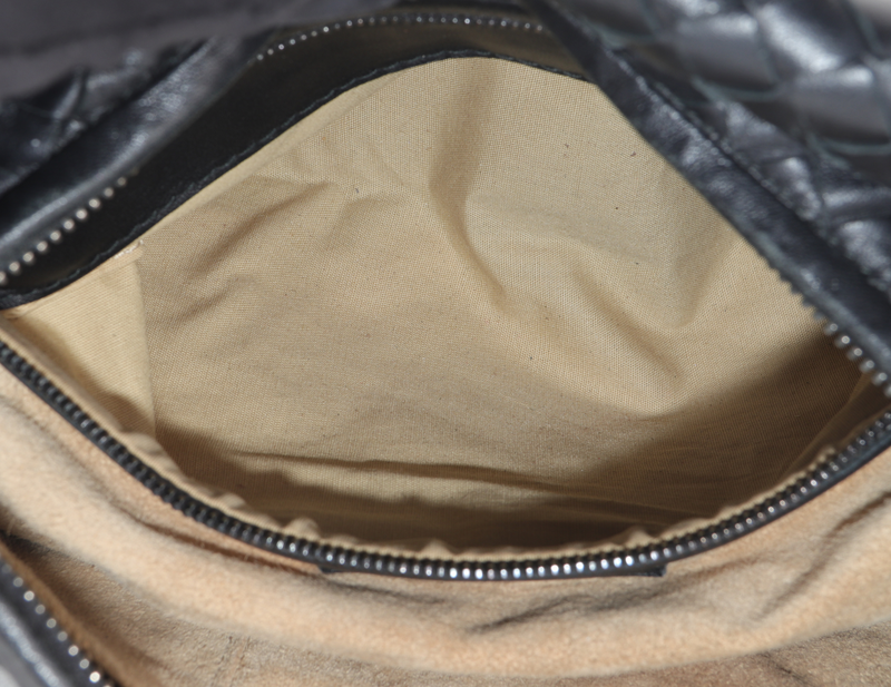 BOTTEGA VENETA BLACK INTRECCIATO HOBO BAG WITH DUST COVER