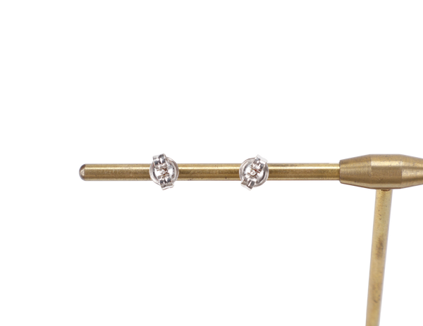 DIAMOND STUD EARRING 9K WG