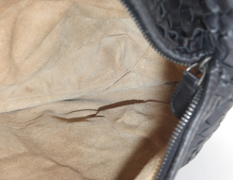 BOTTEGA VENETA BLACK INTRECCIATO HOBO BAG WITH DUST COVER