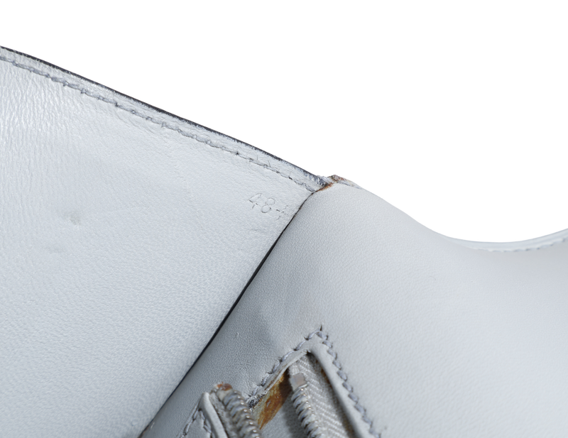 HERMES CONSTANCE 25 GRIS PERLE SWIFT LEATHER BRUSHED SILVER HARDWARE STAMP O (YEAR 2011) WITH DUST COVER AND BOX