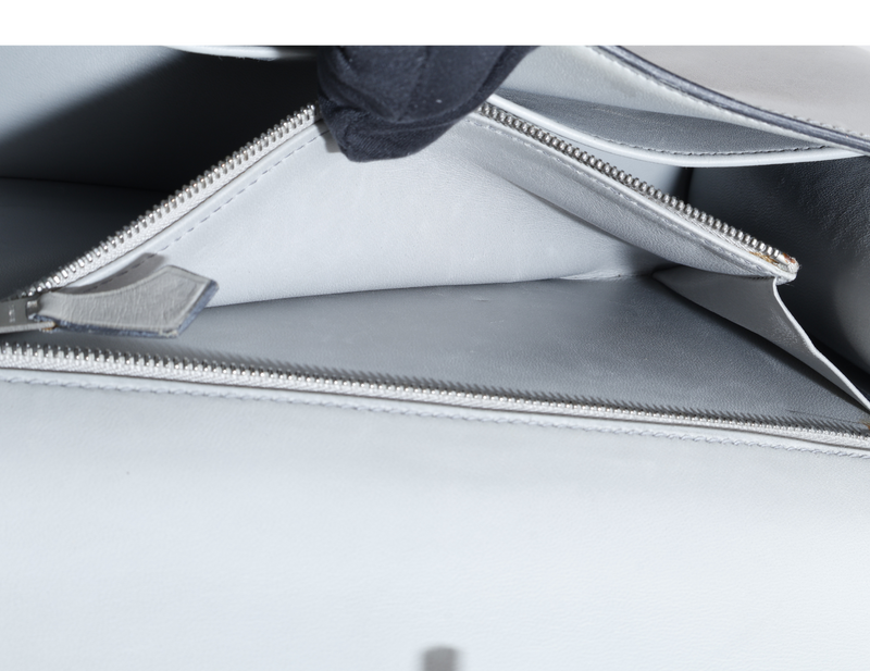 HERMES CONSTANCE 25 GRIS PERLE SWIFT LEATHER BRUSHED SILVER HARDWARE STAMP O (YEAR 2011) WITH DUST COVER AND BOX