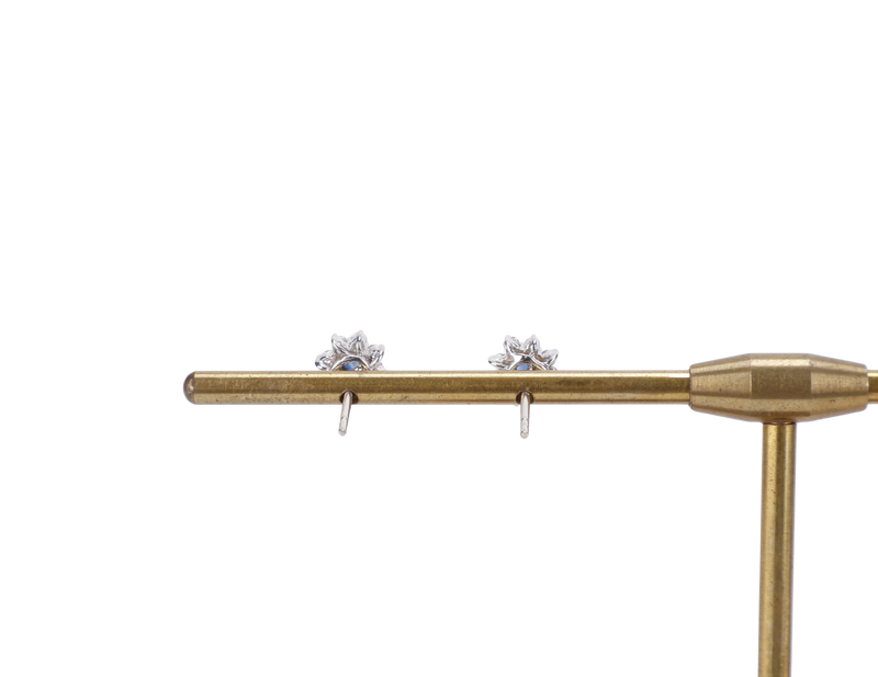 EARRINGS 18K YG PAIR STUDS BLUE SAPPHIRE 1.9G