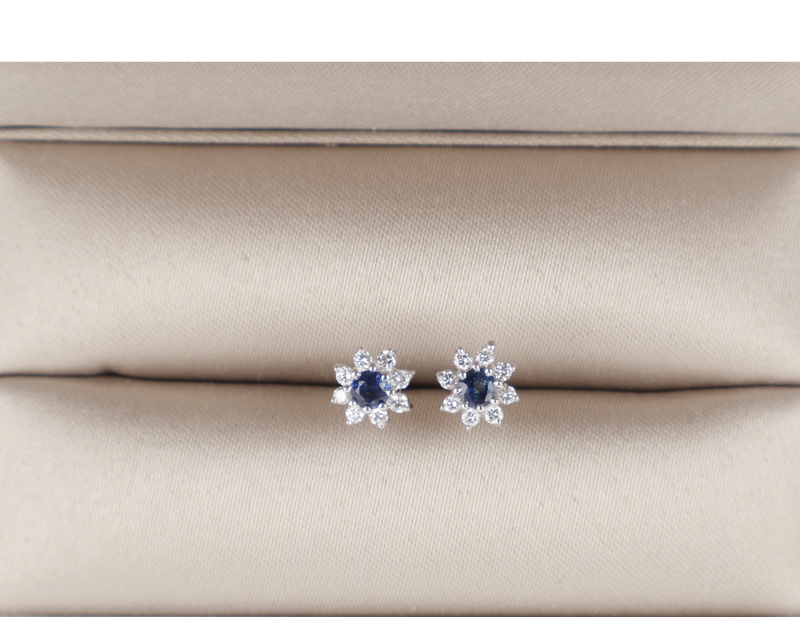 EARRINGS 18K YG PAIR STUDS BLUE SAPPHIRE 1.9G