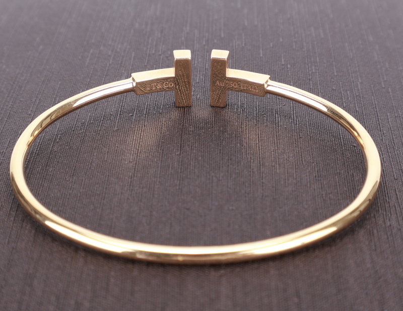 TIFFANY & CO. T WIRE BRACELET MOP WITH PAVED DIAMOND 18K ROSE GOLD 7.7G SIZE 56.5MM WITH BOX