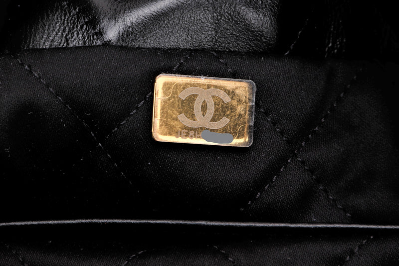 CHANEL AS3890 22 MINI HANDBAG (JE8Hxxxx) BLACK LEATHER GOLD HARDWARE & CHAIN, WITH DUST COVER & BOX