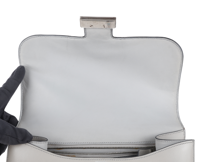 HERMES CONSTANCE 25 GRIS PERLE SWIFT LEATHER BRUSHED SILVER HARDWARE STAMP O (YEAR 2011) WITH DUST COVER AND BOX