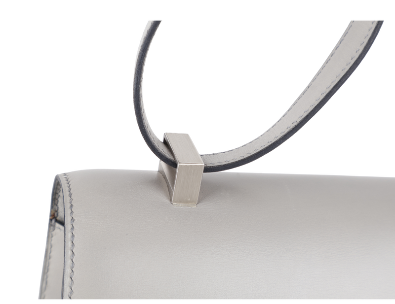 HERMES CONSTANCE 25 GRIS PERLE SWIFT LEATHER BRUSHED SILVER HARDWARE STAMP O (YEAR 2011) WITH DUST COVER AND BOX
