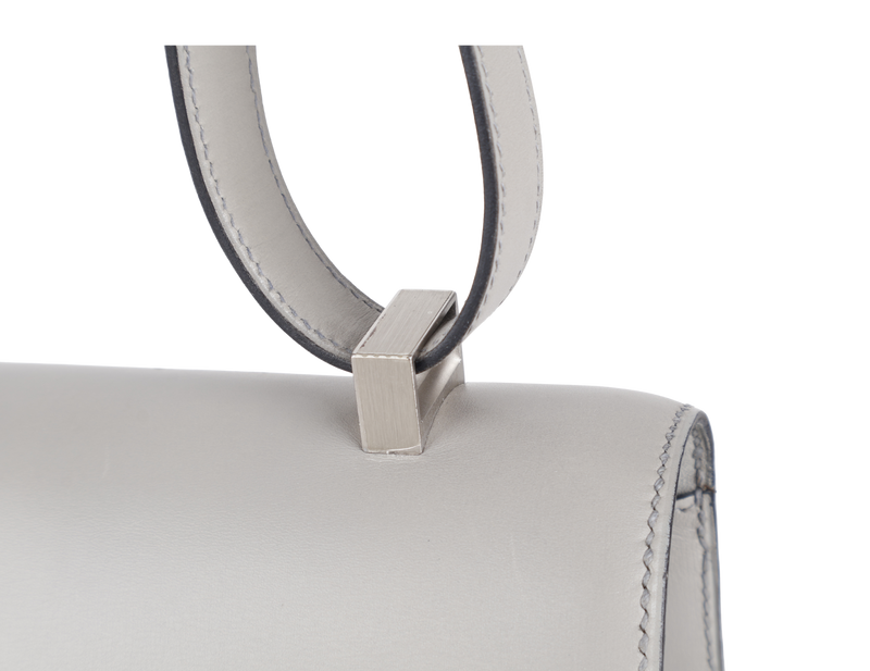 HERMES CONSTANCE 25 GRIS PERLE SWIFT LEATHER BRUSHED SILVER HARDWARE STAMP O (YEAR 2011) WITH DUST COVER AND BOX