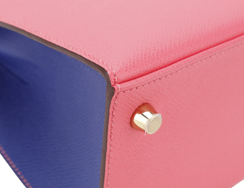 HERMES KELLY 25 HSS STAMP C (YEAR 2018) ROSE AZALEE, BLUE ELECTRIC EPSOM LEATHER, BRUSHED GOLD HARDWARE WITH STRAP, KEYS, LOCK AND DUST COVER