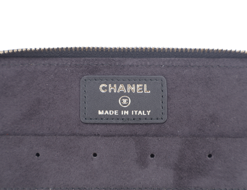 CHANEL VANITY CASE SMALL BLACK CAVIAR LEATHER GOLD HARDWARE (2450xxxx) WITH CARD AND BOX