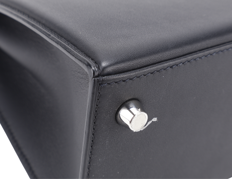 HERMES KELLY 25 PADDED SELLIER STAMP Z (YEAR 2021) BLACK SWIFT LEATHER SILVER HARDWARE WITH STRAP, KEYS, LOCK AND DUST COVER