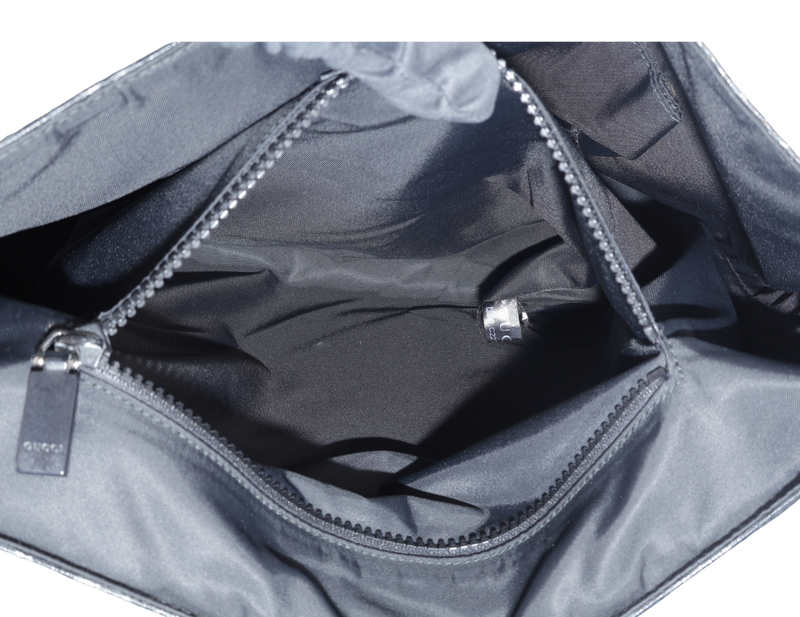 GUCCI BLACK GG SUPREME CANVAS MESSENGER BAG SILVER HARDWARE NO DUST COVER
