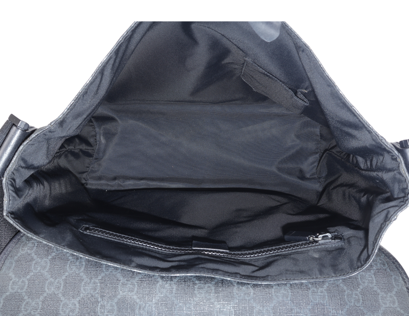 GUCCI BLACK GG SUPREME CANVAS MESSENGER BAG SILVER HARDWARE NO DUST COVER