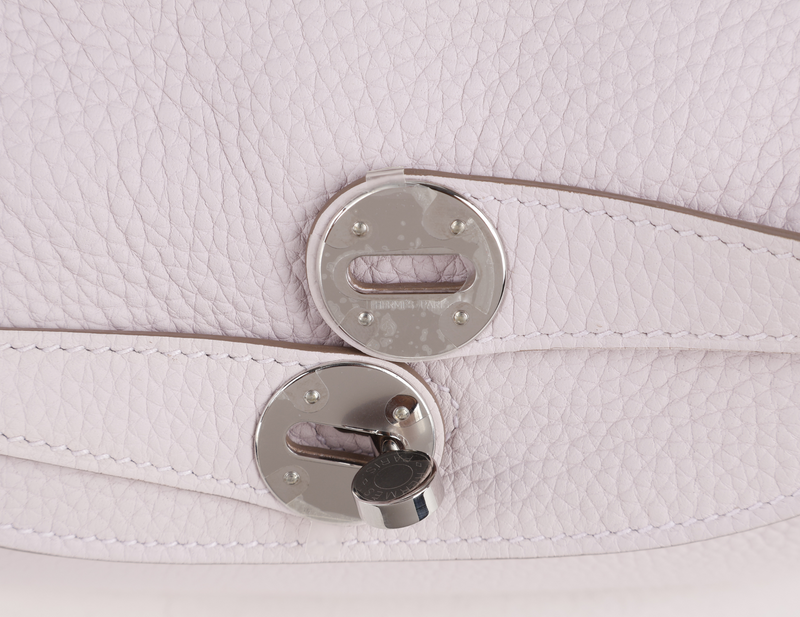 HERMES LINDY 26 [STAMP W (YEAR 2024)] MAUVE PALE CLEMENCE LEATHER SILVER HARDWARE WITH DUST COVER