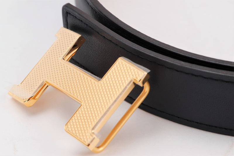 HERMES REVERSIBLE BELT WITH H GOLD GUILOCHE BUCKLE (STAMP U) 80CM x 2CM BLACK SWIFT LEATHER & EPSOM GOLD LEATHER, WITH DUST COVER & BOX