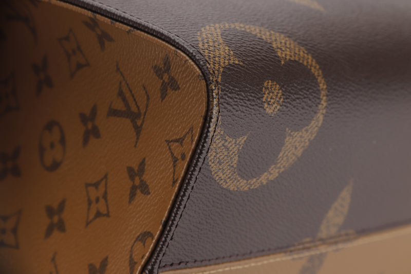 LOUIS VUITTON ONTHEGO MM MONOGRAM CANVAS, WITH DUST COVER