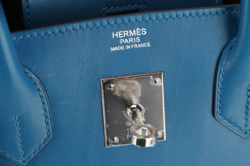 HERMES BIRKIN 30 (STAMP C 2018) BLUE IZMIR TADELAKT LEATHER, WITH KEYS, LOCK, RAINCOAT, DUST COVER & BOX