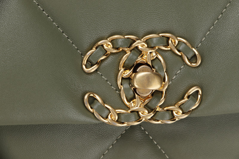 CHANEL 19 (UAP4xxxx) KHAKI GREEN LAMBSKIN MIXED HARDWARE, WITH DUST COVER
