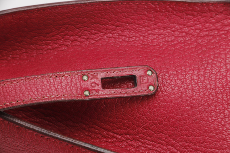 HERMES KELLY 25 (STAMP F (2002)) FUCHSIA CHEVRE LEATHER SILVER HARDWARE, WITH STRAP LOCK, KEYS, DUST COVER & BOX, NO TWILLY