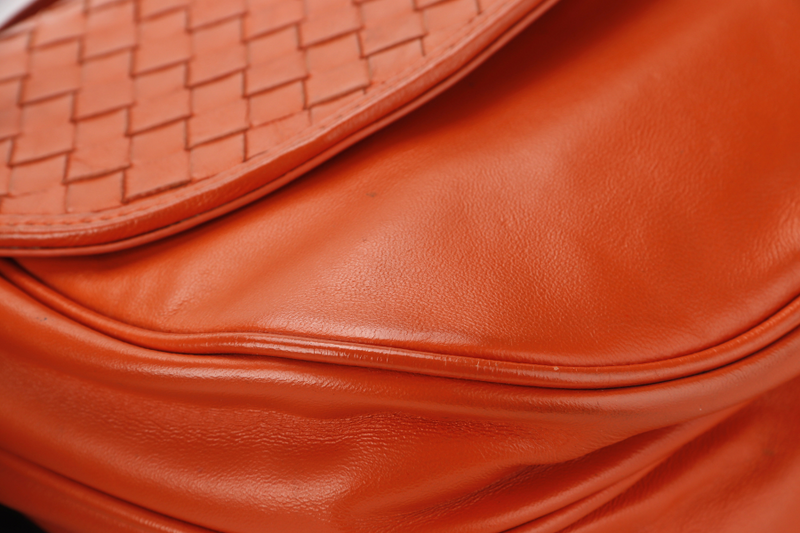 BOTTEGA VENETA CROSSBODY BAG ORANGE (BO0029373K) WITH DUST COVER