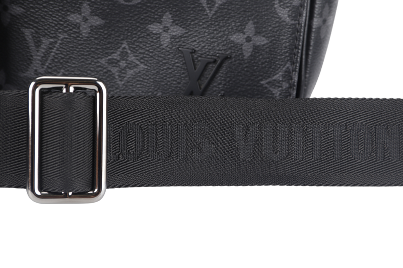 LOUIS VUITTON DISTRICT MESSENGER PM (M45272) MONOGRAM ECLIPSE MICROCHIP SILVER HARDWARE NO DUST COVER