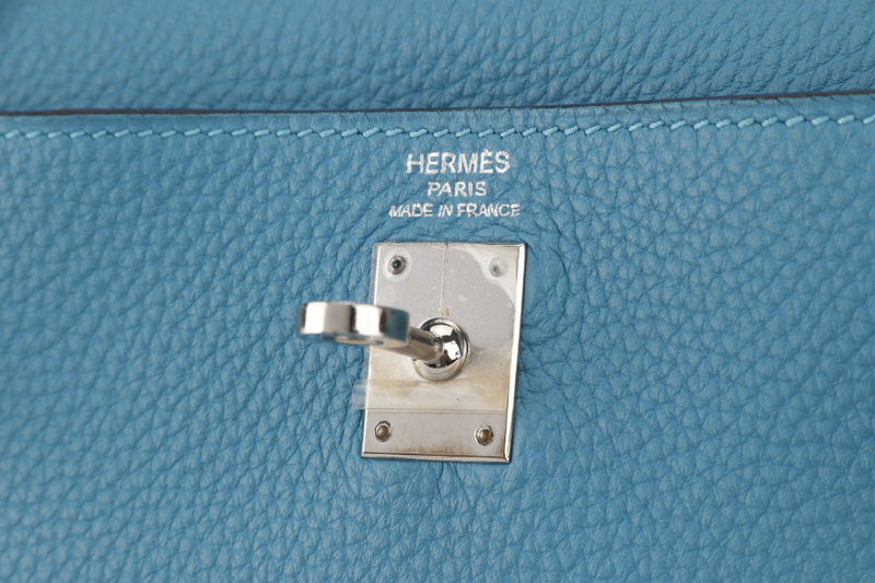 HERMES KELLY 25 STAMP R (YEAR 2014) RETOURNE TURQUOISE TOGO SILVER HARDWARE WITH LOCK&KEYS, RAINCOAT AND DUSTC COVER