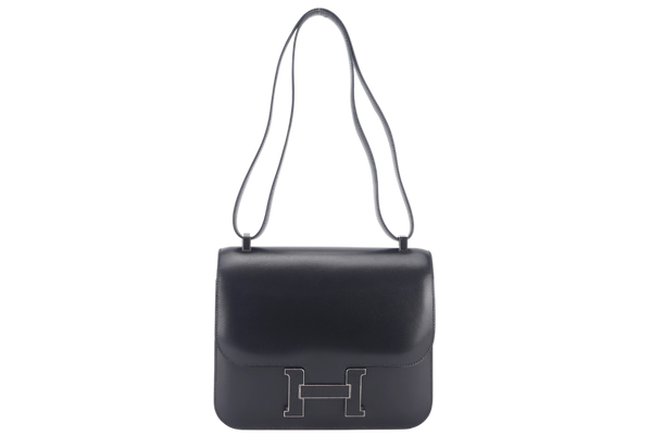 HERMES CONSTANCE 24 STAMP R (YEAR 2014) BLACK BOX LEATHER LIZARD SILVER HARDWARE BUCKLE WITH DUST COVER