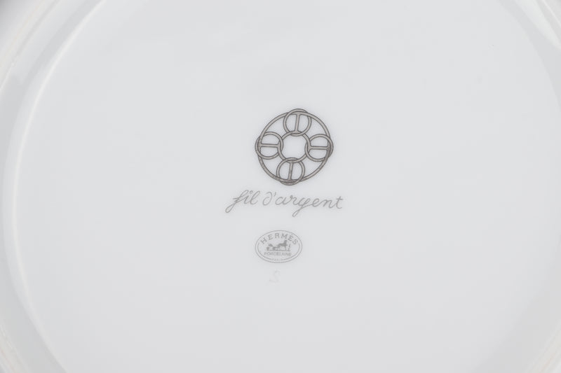 HERMES FIL D'ARGENT WHITE PORCELAIN PLATE, DIA 22.5CM, 2PCS, WITH BOX