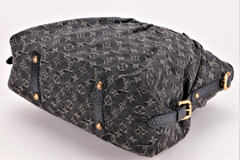 LOUIS VUITTON NEO CABBY (TH0028) MM BLACK MONOGRAM DENIM, WITH STRAP & DUST COVER