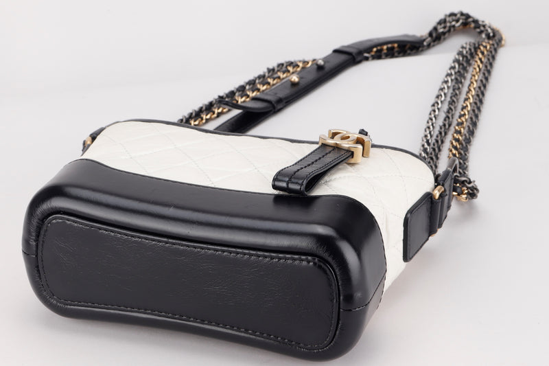 CHANEL GABRIELLE (2526xxxx) SMALL BLACK & WHITE CALFSKIN, MIXED HARDWARE,  WITH CARD & DUST COVER