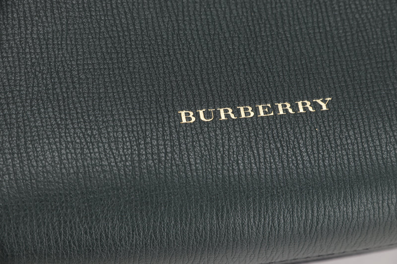 BURBERRY BANNER TOTE SMALL GREEN LEATHER GOLD HARDWARE, WITH STRAP & DUST COVER