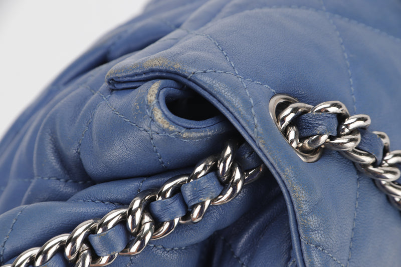 CHANEL CC CHAIN AROUND SHOULDER BAG (1801xxxx) MEDIUM BLUE LEATHER SILVER HARDWARE, WITH DUST COVER, NO CARD