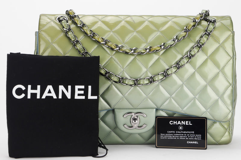 CHANEL DOUBLE FLAP BAG (1739xxxx) MAXI BLUE PATENT LEATHER SILVER HARDWARE, WITH CARD & DUST COVER