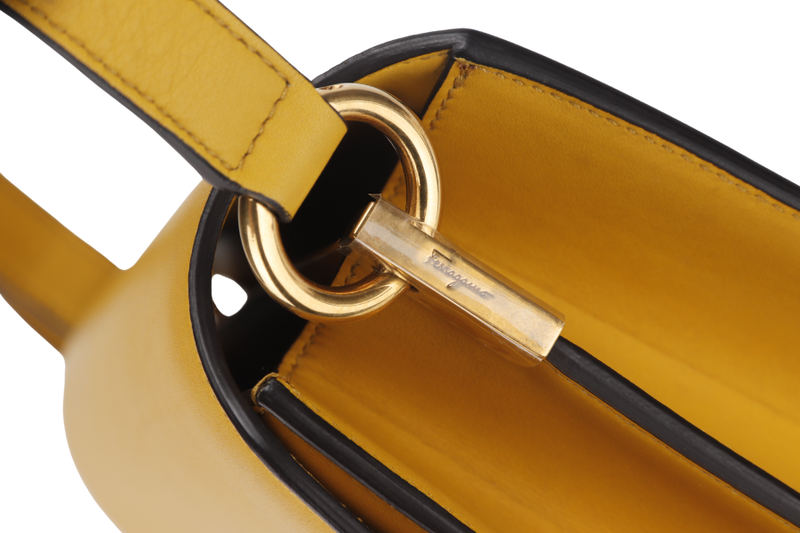 SALVATORE FERRAGAMO JOANNE (AU-21-H321) YELLOW LEATHER SHOULDER BAG GOLD HARDWARE, WITH DUST COVER