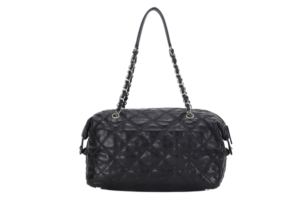 CHANEL QUILTED STITCH TOTE BAG (1803xxxx) BLACK CALF LEATHER SILVER HARDWARE WITH DUST COVER, NO CARD