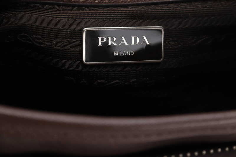 PRADA BROWN SAFFIANO LEATHER MESSENGER BAG NO DUST COVER AND BOX