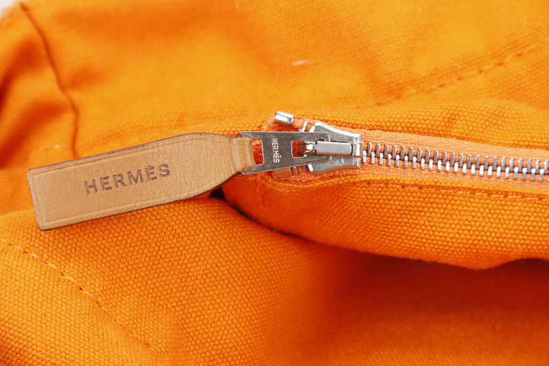 HERMES FOURRE TOUT ORANGE CANVAS SILVER HARDWARE NO DUST COVER