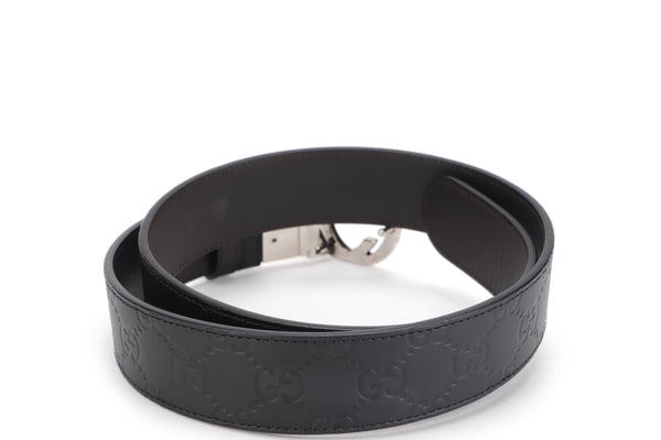 GUCCI 473030 CWCWN 214351 REVERSIBLE BLACK GUCCI SIGNATURE BELT, WITH DUST COVER & BOX